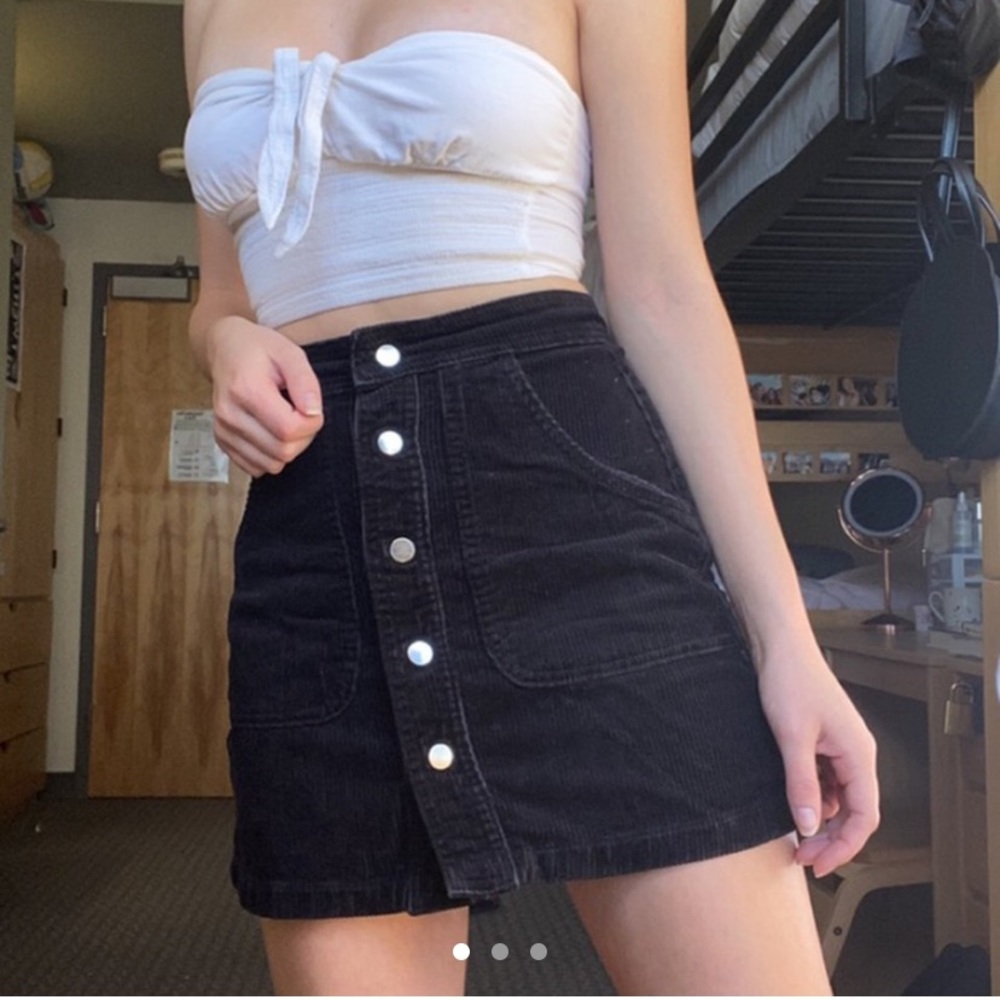 Button Corduroy Skirt!